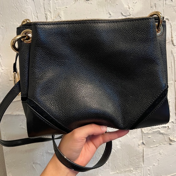 Michael Kors Crossbody - Picture 2 of 6